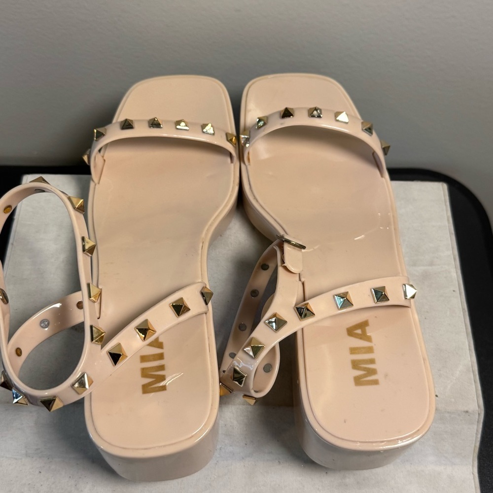 Mia jelly sandals women, size 8, NWOT , studded, nude - Picture 7 of 10